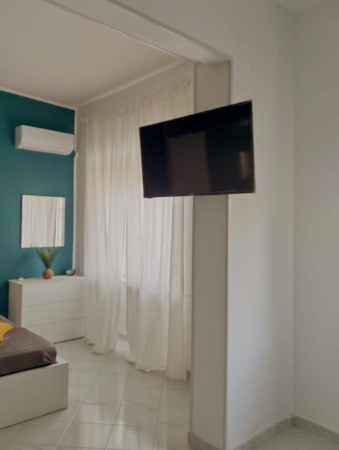 A Due Passi Dal Mare B&B Scalea Rum bild